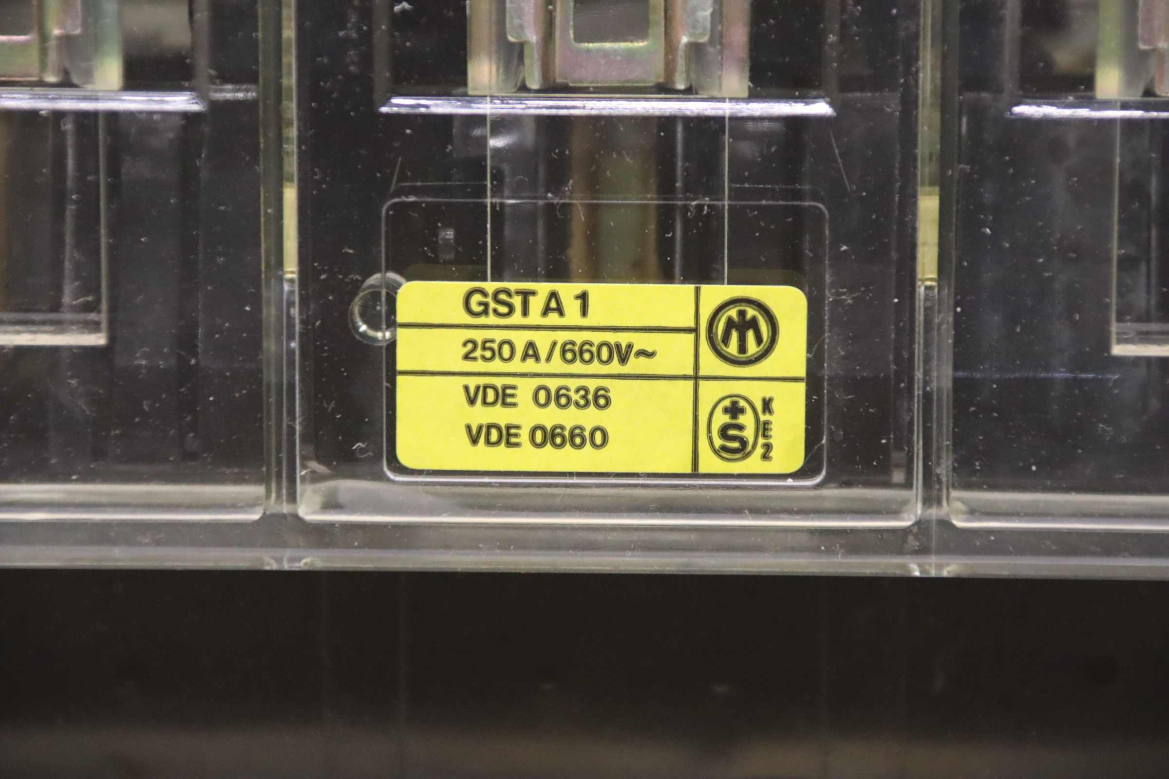 Lasttrennschalter NH-Sicherungslasttrenner von Klöckner Moeller - GSTA1 250 A – Bild 9