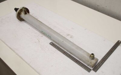 Hydraulikzylinder von unbekannt - Hub 560 mm