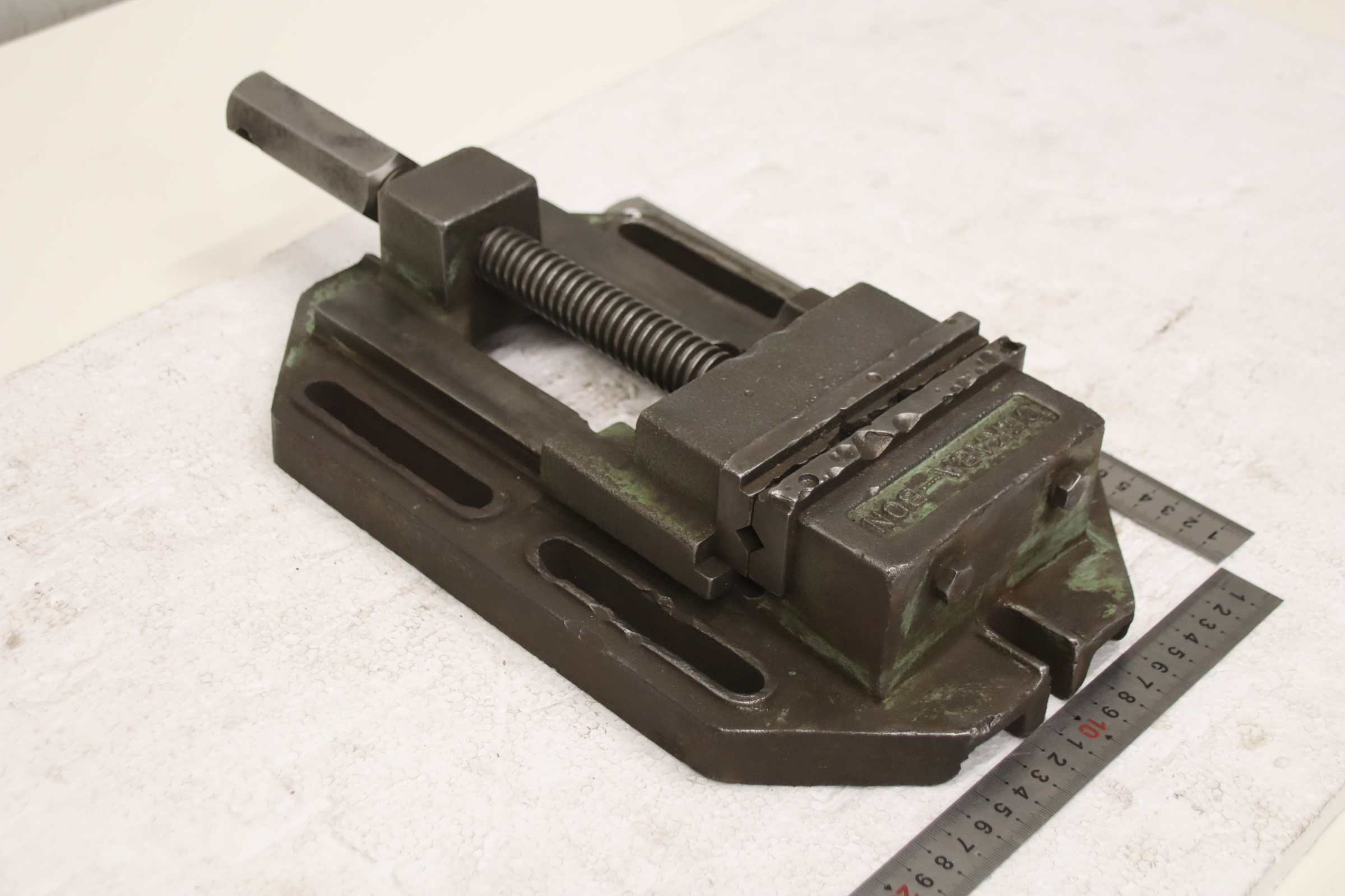 Maschinenschraubstock von CEKABA - BON Spannweite 130 mm – Bild 2
