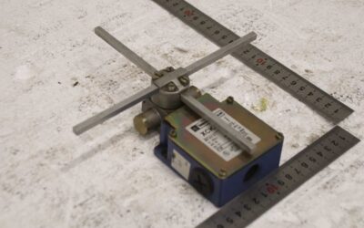 Alternative view of Endschalter von Telemecanique - XCK-MR