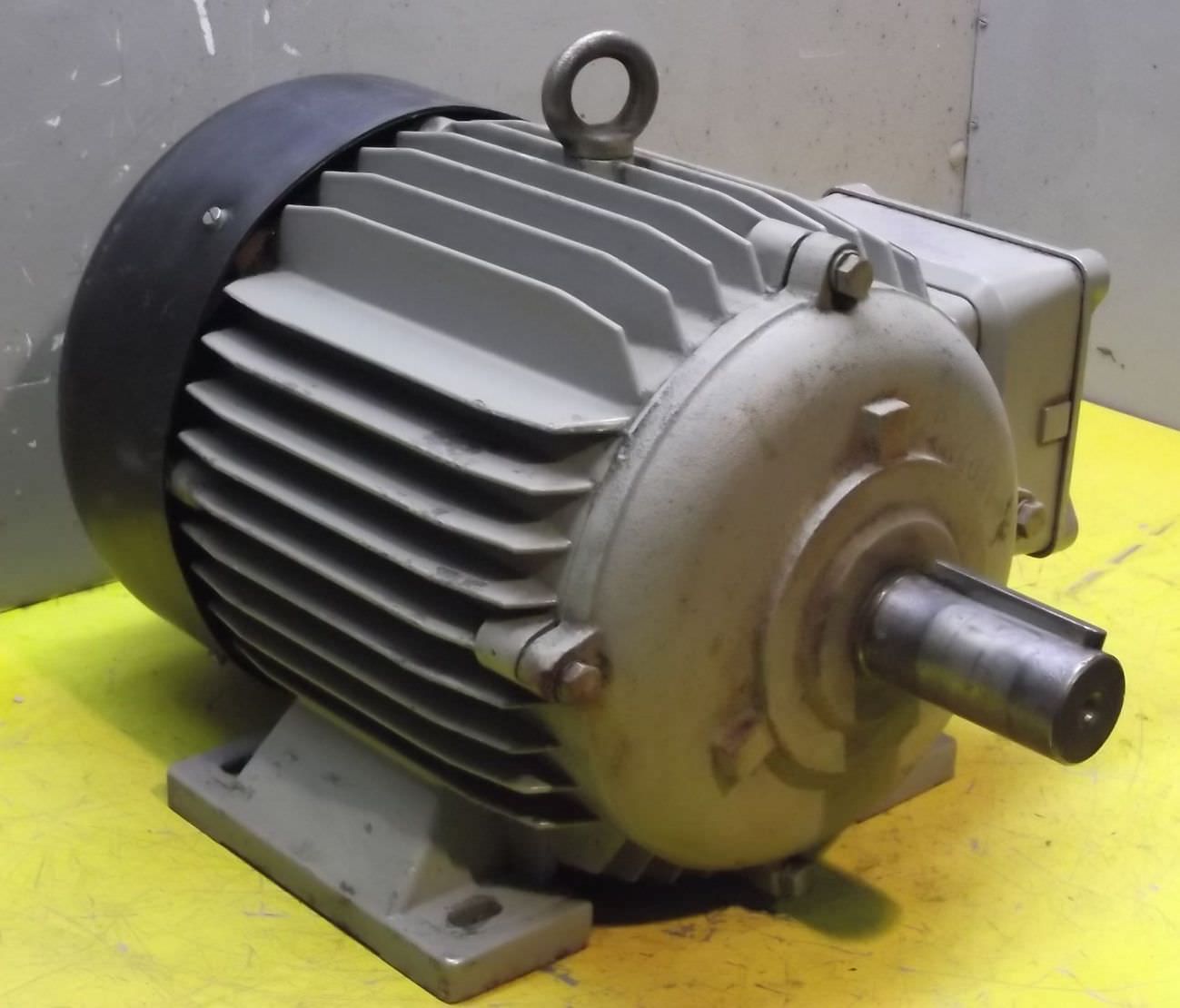 Elektromotor 7,5 kW 2860 U/min von HEW - R132S/20 – Bild 2