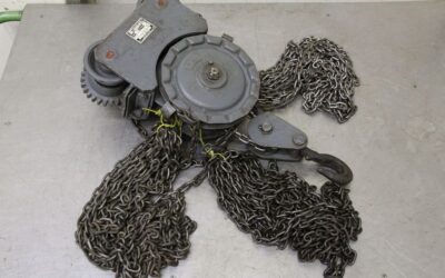 Hand-Kettenzug mit Fahrwerk 1000 kg von VEB** - Kettenlänge 4,8 m