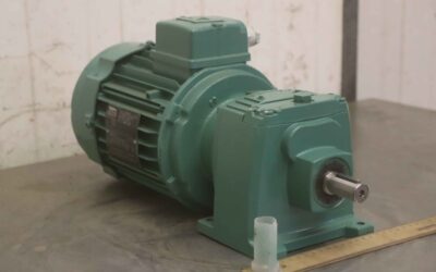 Alternative view of Getriebemotor 0,75 kW 100 U/min von Nidec Leroy-Somer** - 032 LS1-CB 3032 S