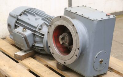 Alternative view of Getriebemotor 5 kW 60 U/min von DEMAG Lotze - 24/14K4