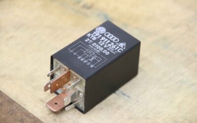 Relais Steuergerät von VW Audi** - 191 911 261 C