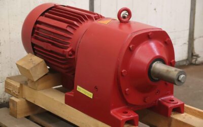 Alternative view of Getriebemotor 22 kW 59 U/min von Flender Himmel - D121-G180L4