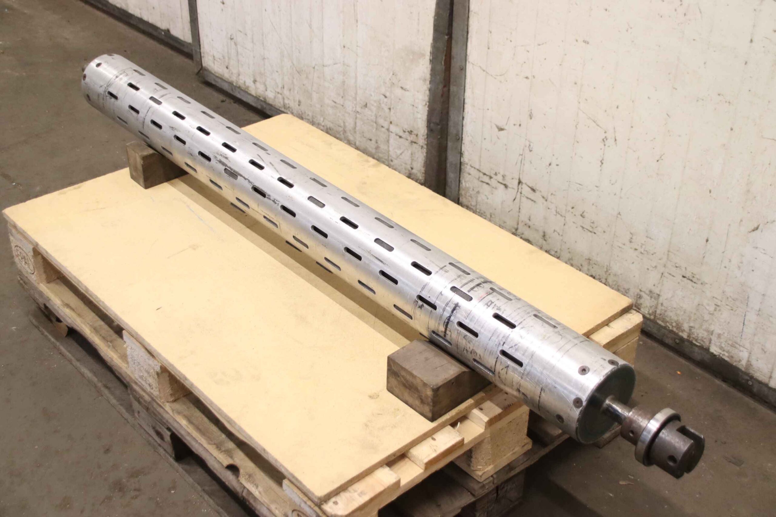 Rollenträger für Verpackungsmaschine von unbekannt - Ø 148 x 1600 mm