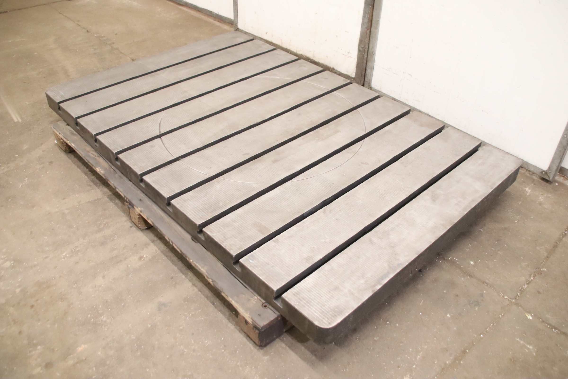 Aufspannplatte mit T Nut von Guss - 1295/2000/H90 mm