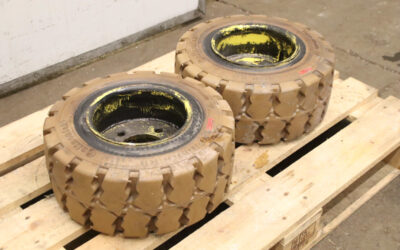 Alternative view of Vollgummi Reifen abriebfest 2 Stück von Continental - 200/50-10/ 6.50  SC 15  RIM 6.50 F-10