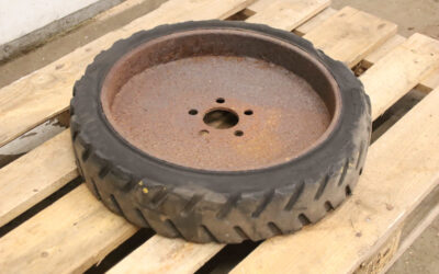 Alternative view of Vollgummi Reifen von Vorwerk - 120 x 410/550