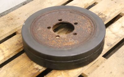 Alternative view of Vollgummi Reifen mit Felge von Renger - Ø 420 x 95 mm