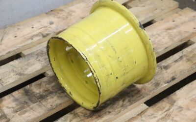 Alternative view of Felge von Mefro - 6.50F-10  8-Loch