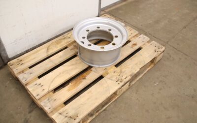 Alternative view of Felge von Mefro - 7.0-15  ET-57,5  47236 107  8-Loch