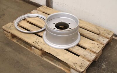 Felge von Mefro - 7,0-15  6-Loch