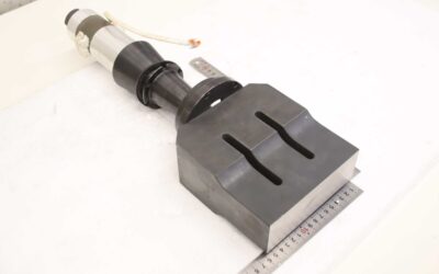 Alternative view of Ultraschall-Schweißwandler Ultraschall-Schwingeinheit von unbekannt - R2003631  160 x 55 mm