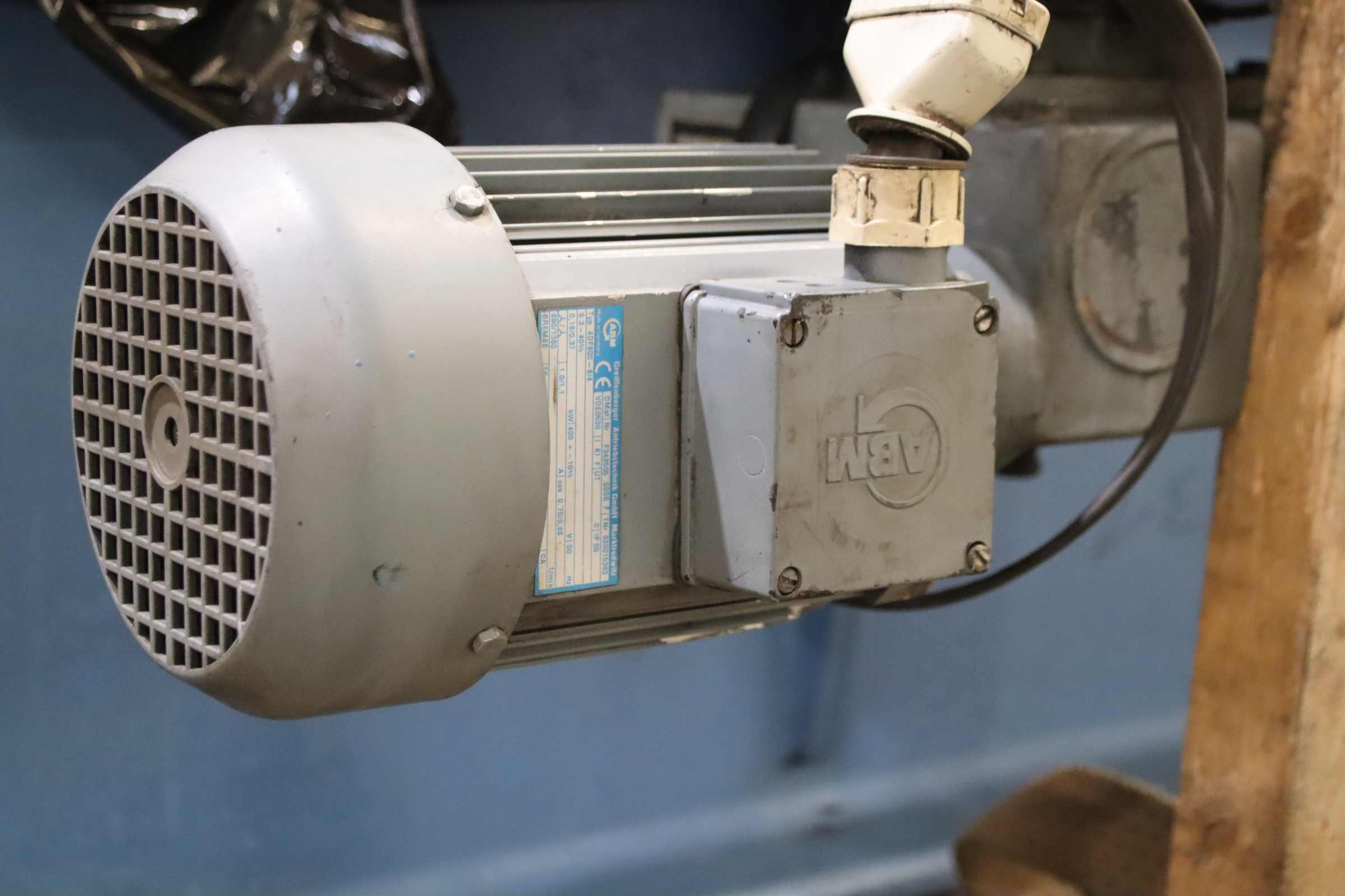 Säulenschwenkkran Ausleger 6 m /3000 kg von VETTER** - TS30-6,0 – Bild 9