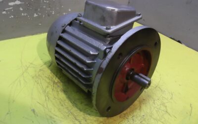 Alternative view of Elektromotor 0,55 kW 1395 U/min von IAEA** - MA 19F165-4