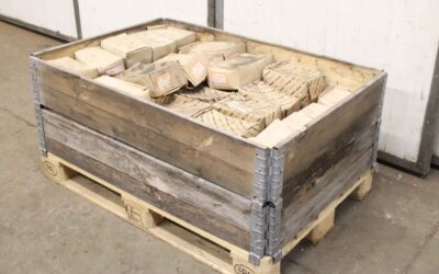 Sechskantschrauben M20, DIN 931,  514 kg von Diverse - 8.8 div Größen schwarz/verzinkt