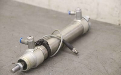 Pneumatikzylinder mit Näherungsschalter von Festo - DSNU-32-125-PPS-A