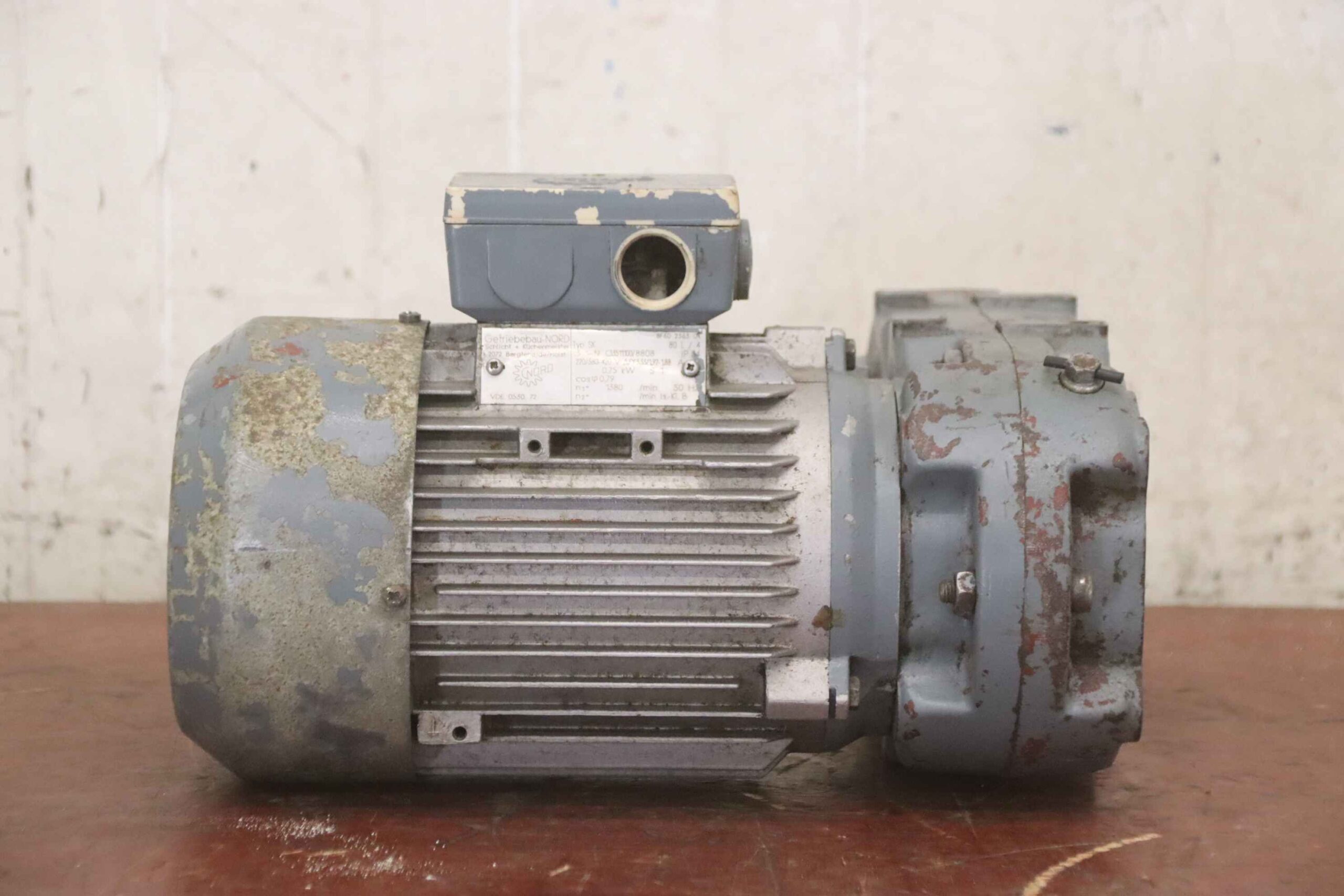 Getriebemotor 0,75 kW 136 U/min von Nord - SK 2080A-80 L/4 – Bild 4
