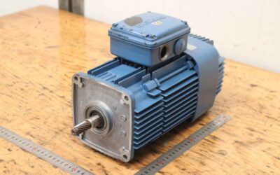 Elektromotor 0,13/0,5 kW 630/2710 U/min von Demag** - KMF80A8/2