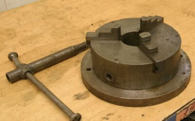 Dreibackenfutter von AROWA - Durchmesser 240 mm