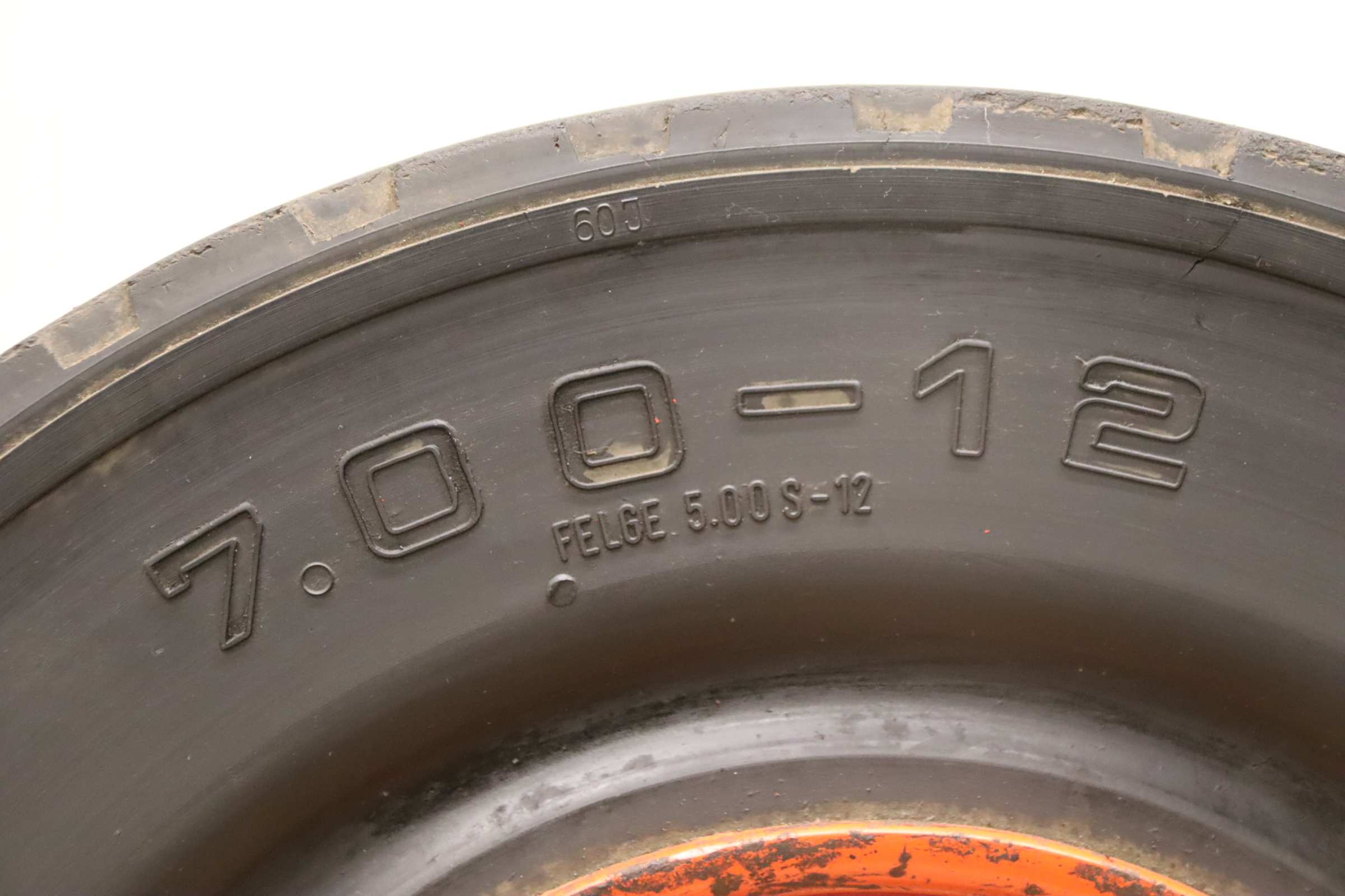 Vollgummi Reifen 2 Stück von Vorwerk Rota - 7.00-12 Felge 5.00 S-12 532/271 – Bild 5