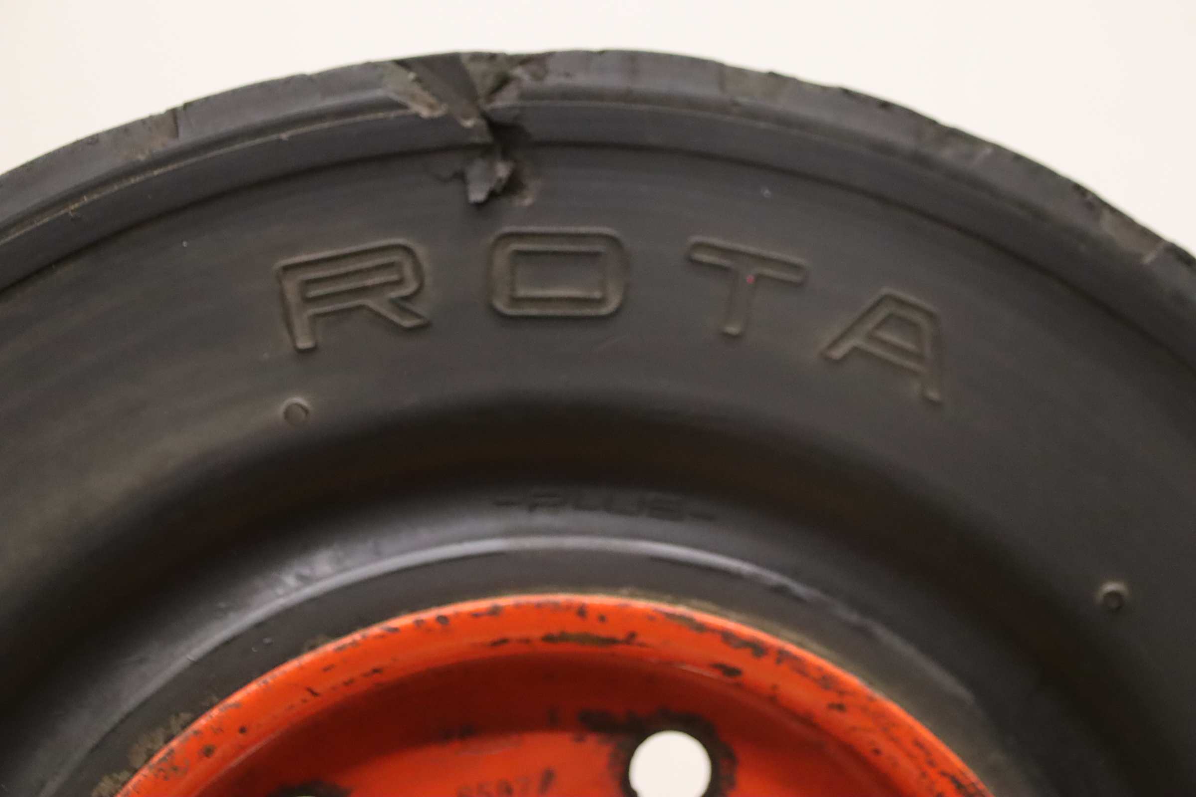 Vollgummi Reifen 2 Stück von Vorwerk Rota - 7.00-12 Felge 5.00 S-12 532/271 – Bild 7