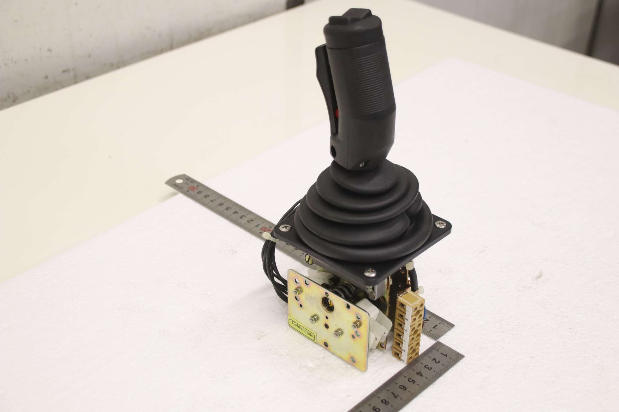 Joystick von Gessmann - S21/22 – Bild 2