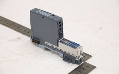 Alternative view of Digitales Ausgangsmodul von Siemens - 6ES7 132-6BF01-0BA0  SIMATIC S7