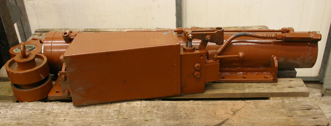 Stützzylinder mit Handpumpe von mit Stützrollen - 130/100/700 – Bild 4