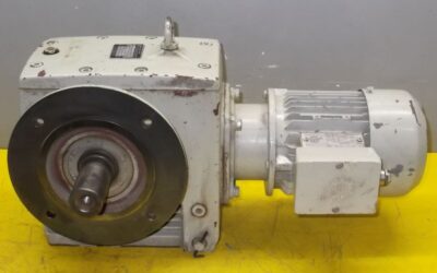 Alternative view of Getriebemotor 0,37 kW 18 U/min von Nord - SK.12080F-71L/4
