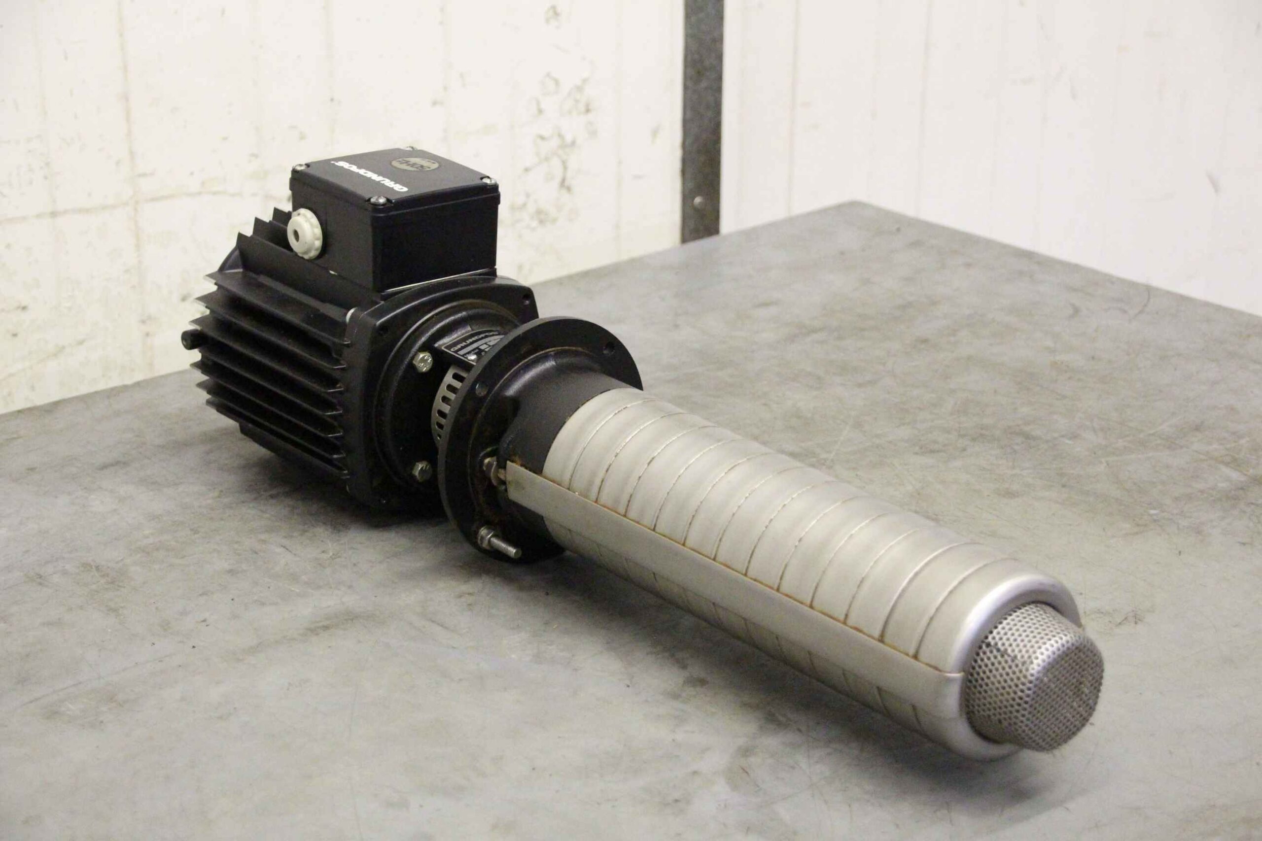Kreiselpumpe Kühlwasserpumpe von Grundfos - SPK1-11/8 A-A-A – Bild 2
