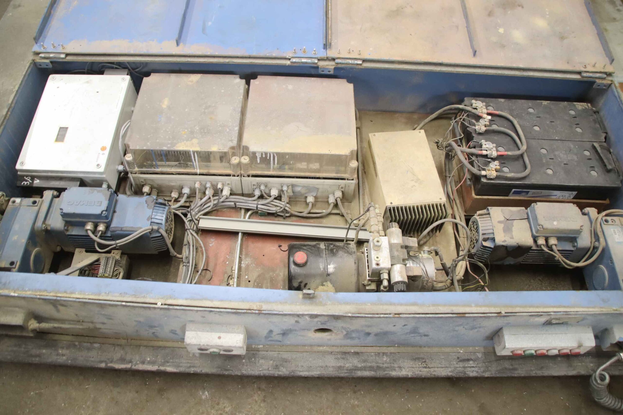 Gleiswagen 20 Tonnen mit Antrieb batteriebetrieben von Mechanic - Schienenwagen MTA mit Hubzylinder – Bild 10