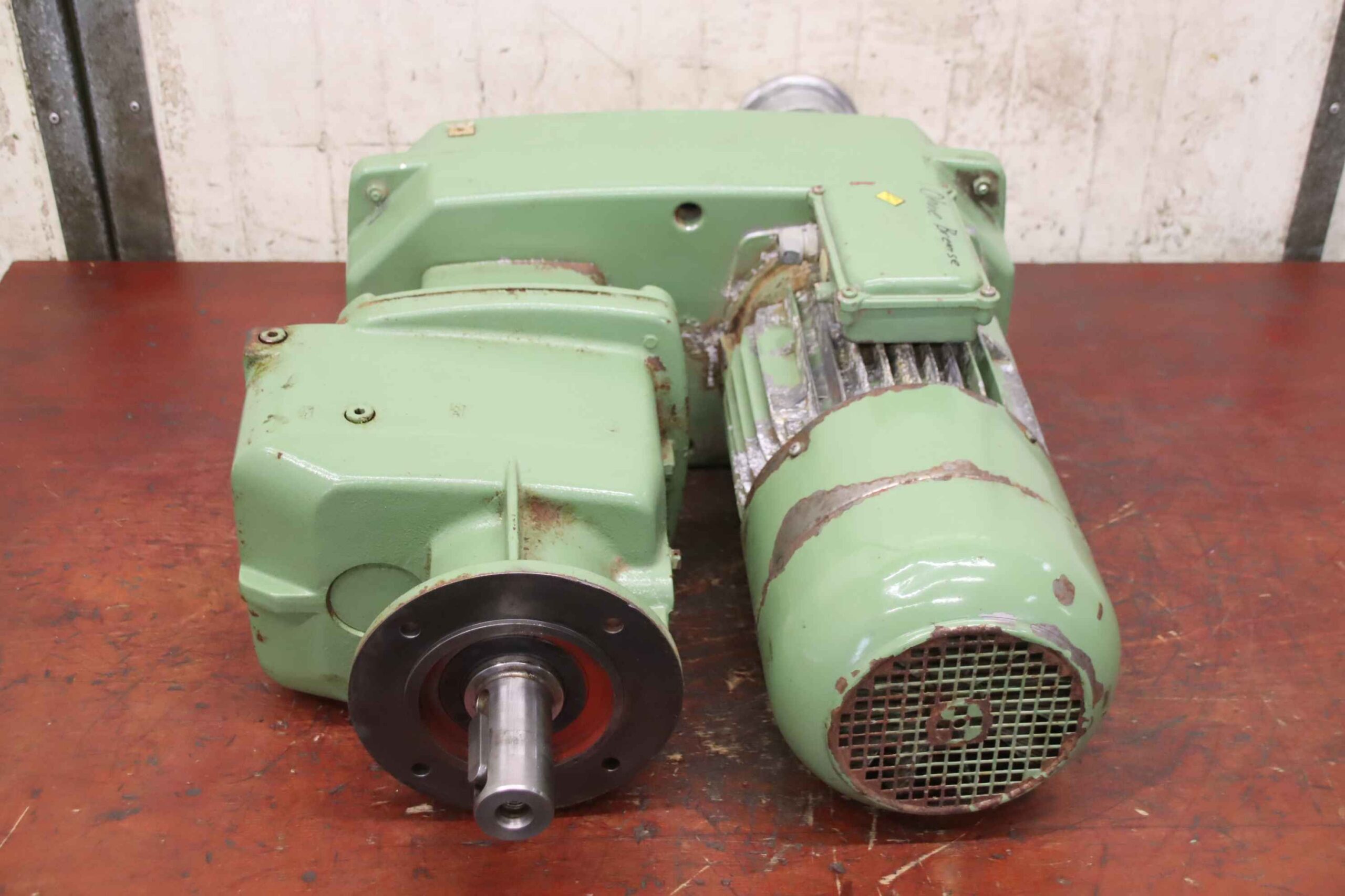 regelbarer Getriebemotor 4 kW 14,5-109 U/min von Nord - SK 42 F-R210 U-112 M/4 BRE – Bild 3