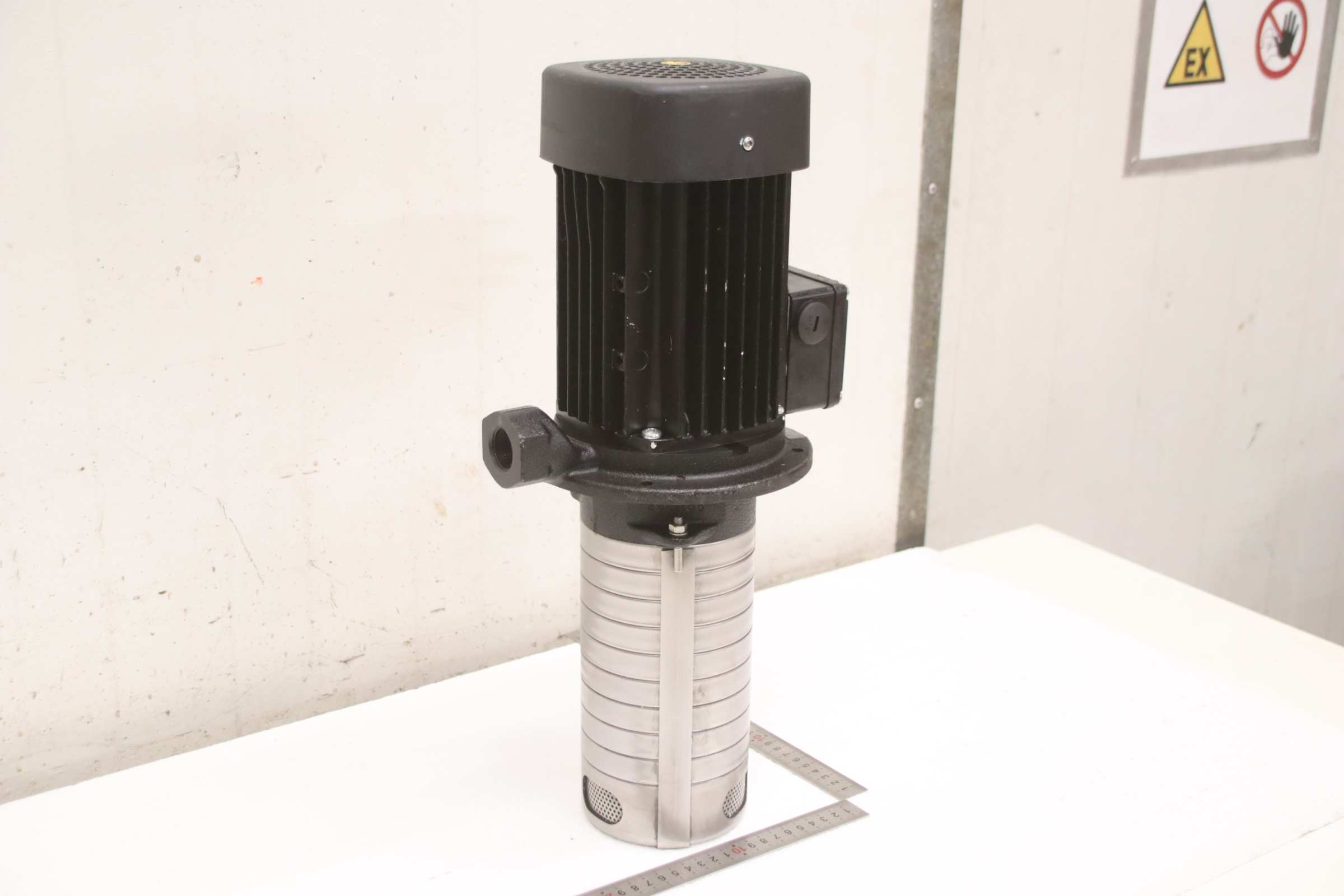 Kreiselpumpe Kühlwasserpumpe 1,1 kW von Grundfos - MTH2-90/7 A-W-A-AUUV – Bild 2
