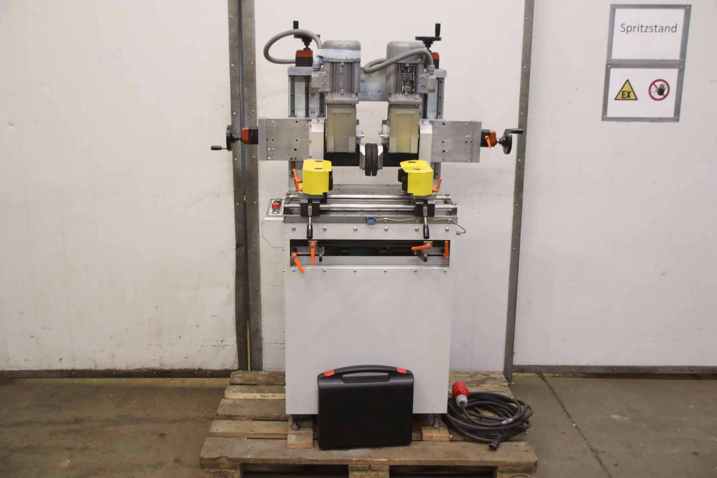 Rändelmaschine von Aluro - BTM Knurling Machine – Bild 3