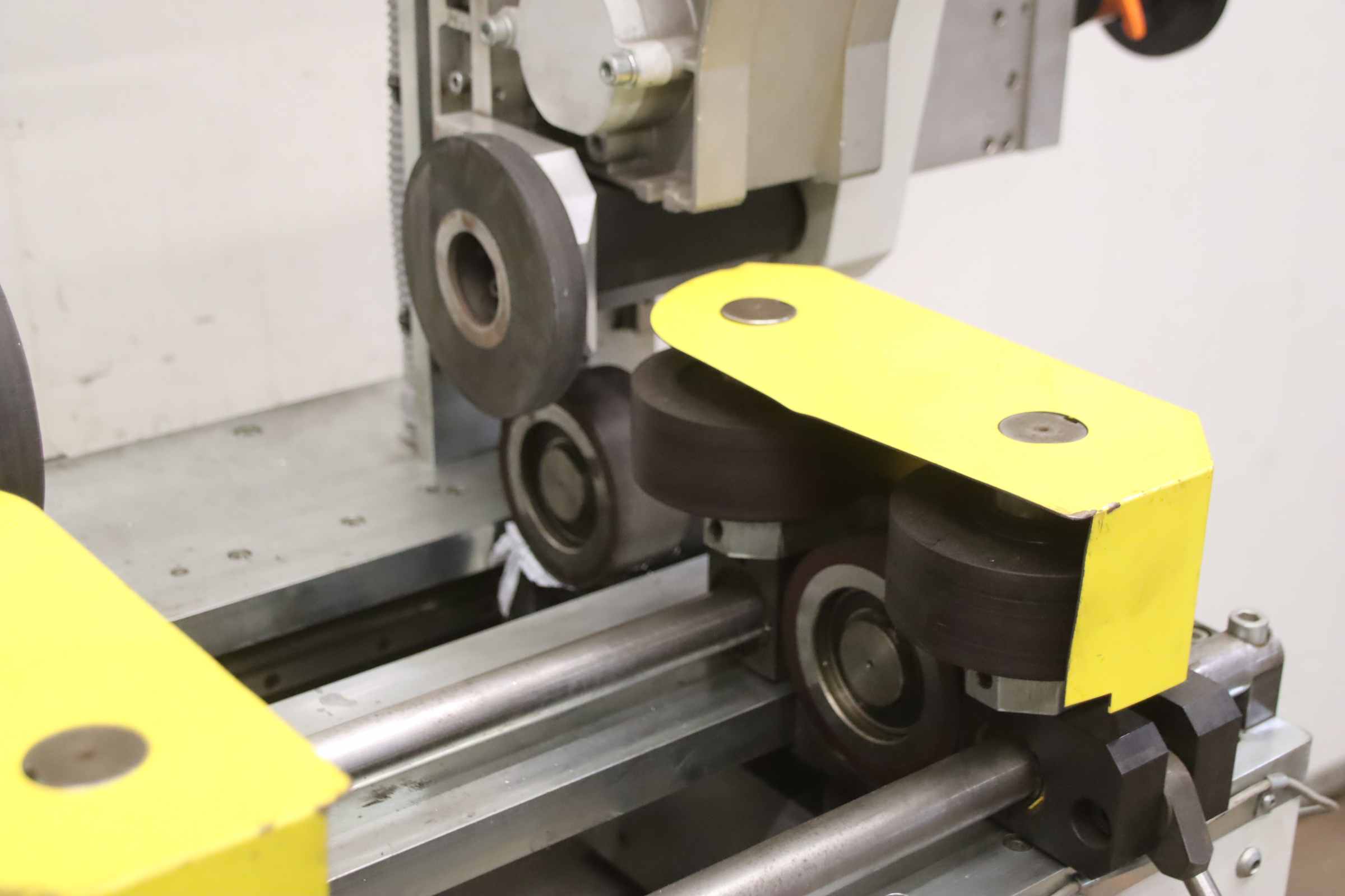 Rändelmaschine von Aluro - BTM Knurling Machine – Bild 8