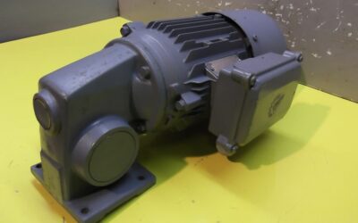 Getriebemotor 0,75 kW 114 U/min von Nord - SK80L/4