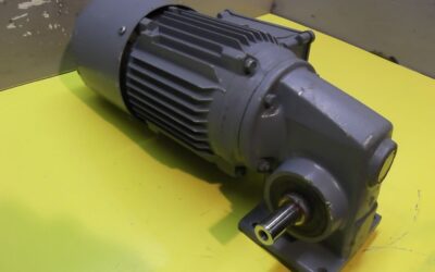 Alternative view of Getriebemotor 0,75 kW 114 U/min von Nord - SK80L/4