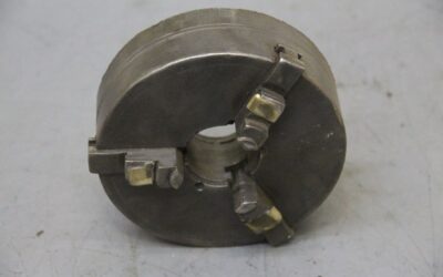 Alternative view of Dreibackenfutter von unbekannt** - Durchmesser 130 mm