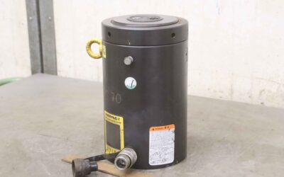 Kurzhub-Schwerlastzylinder 113 t von Enerpac - HCL 1006 Hub 150 mm 700 bar