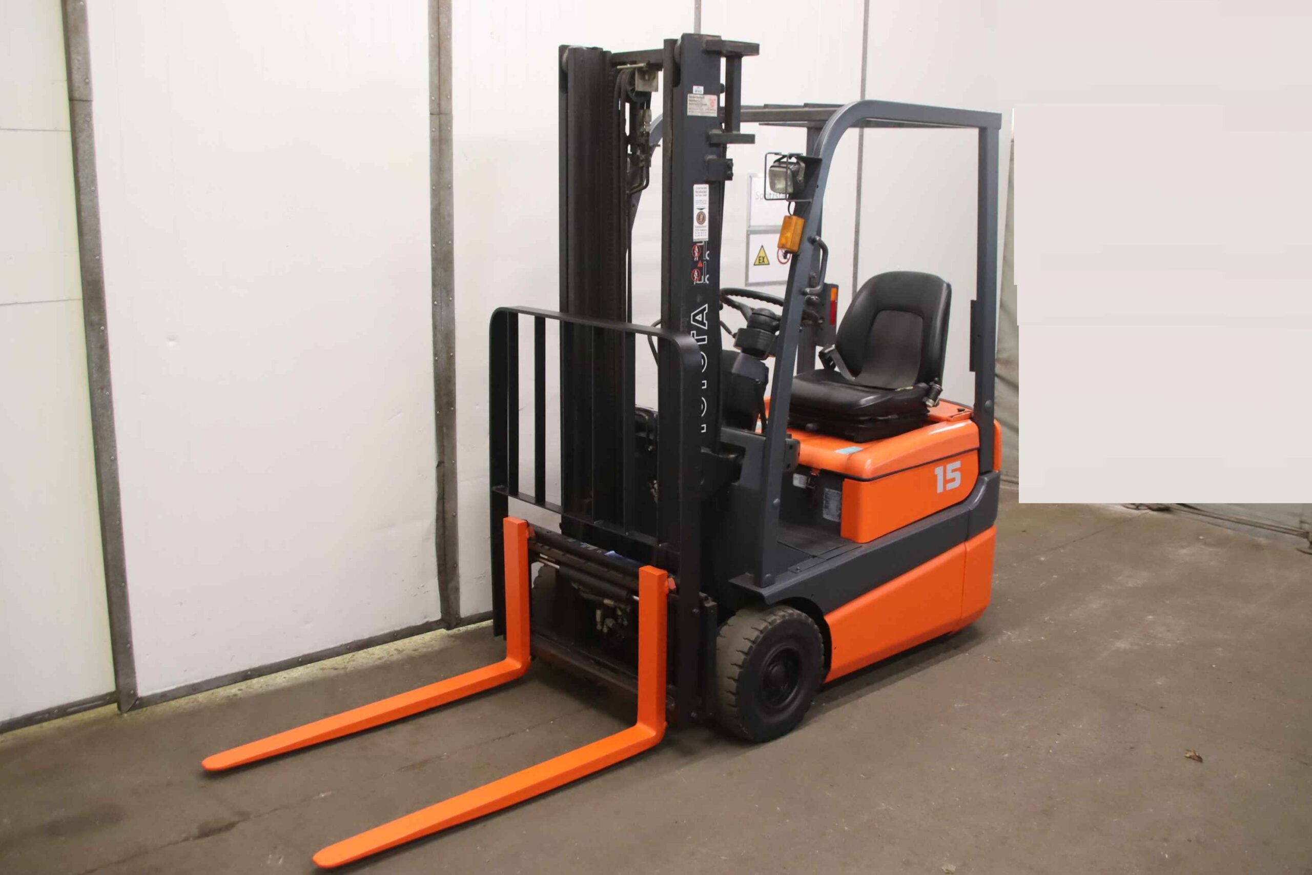 Elektrostapler von Toyota - FBESF 15 – Bild 2