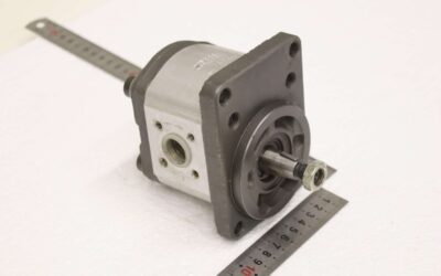 Alternative view of Hydraulikpumpe von Bosch - 0 510 425 307