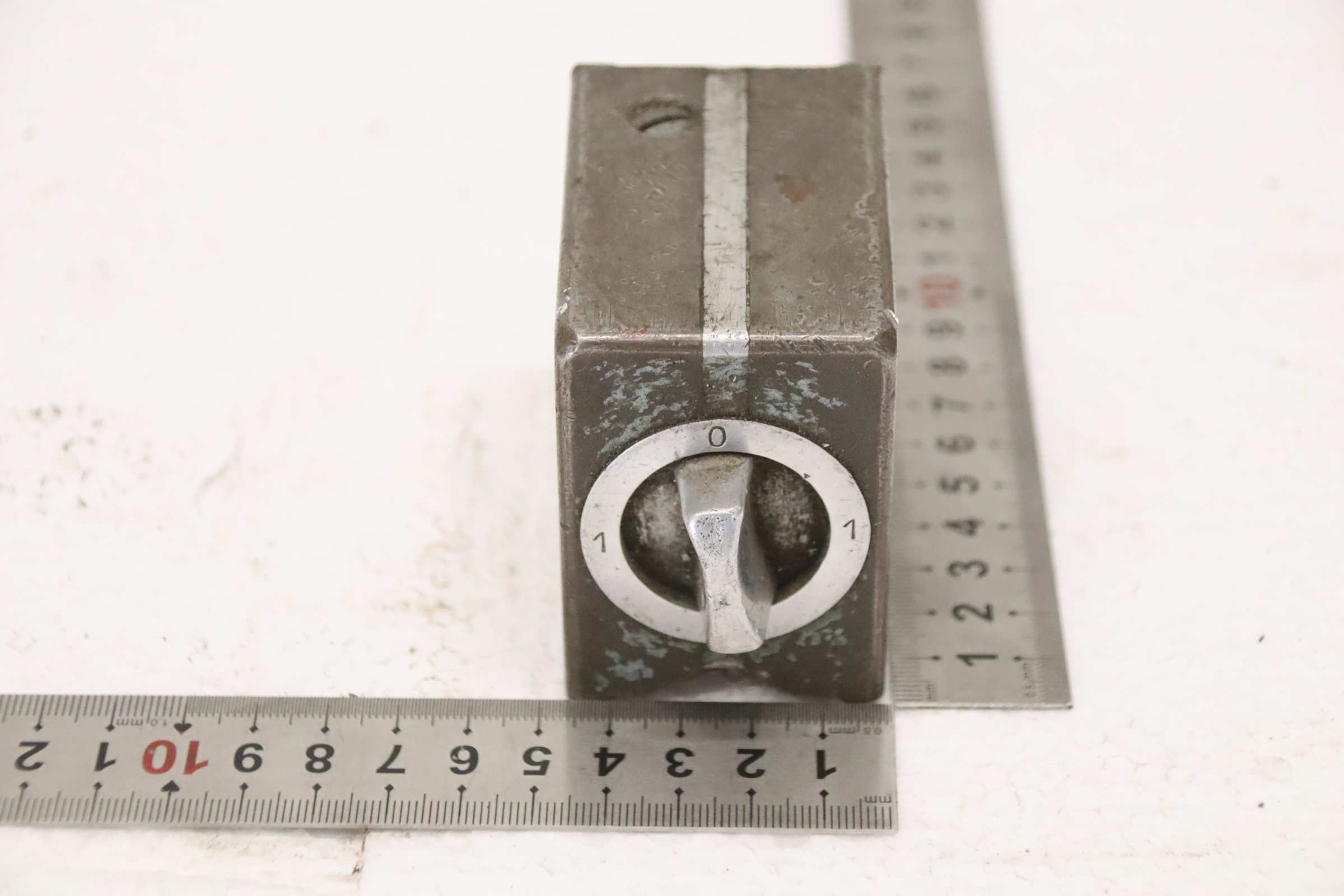 Magnetprisma von unbekannt - 82/45/H63 mm – Bild 10