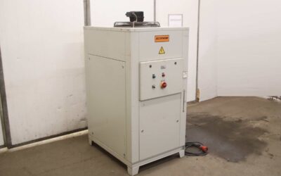 Alternative view of Wasserkühler 1,7 kW von Deltatherm - DE-HI