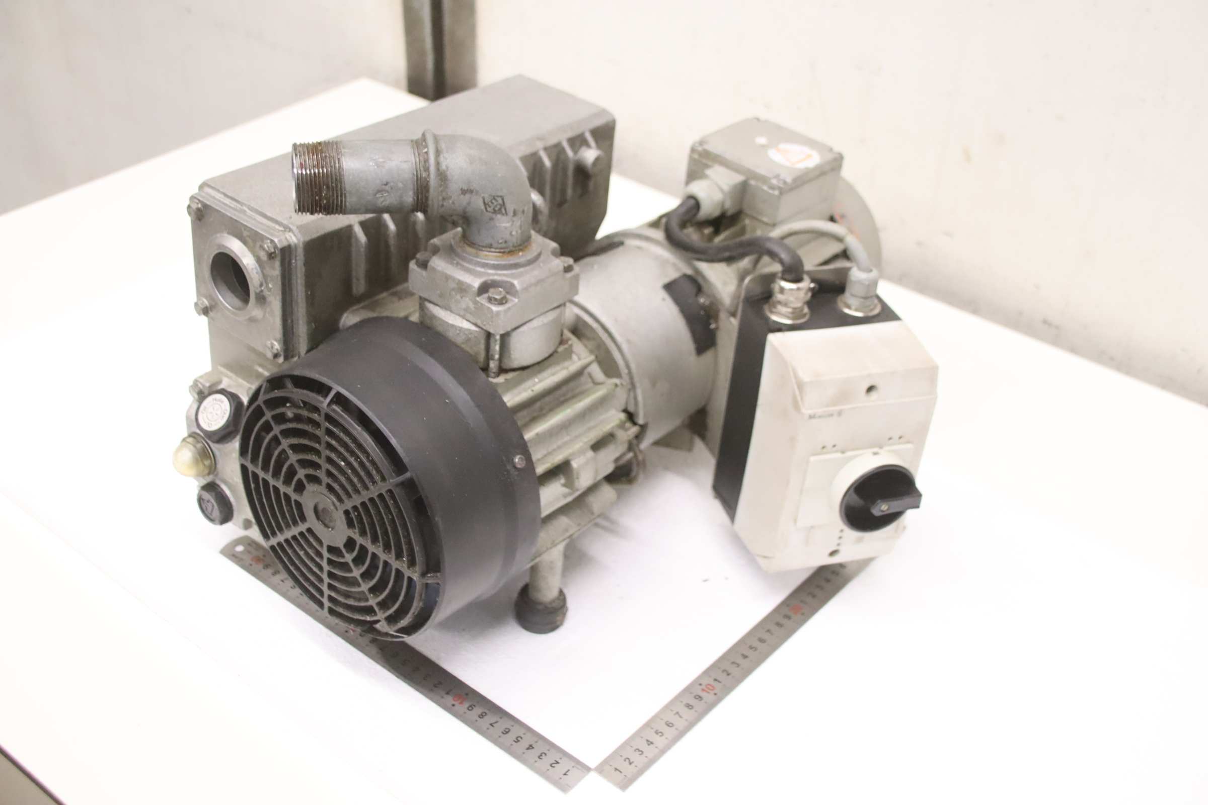 Vakuumpumpe 0,75 kW von Busch - RC 0025 E 501