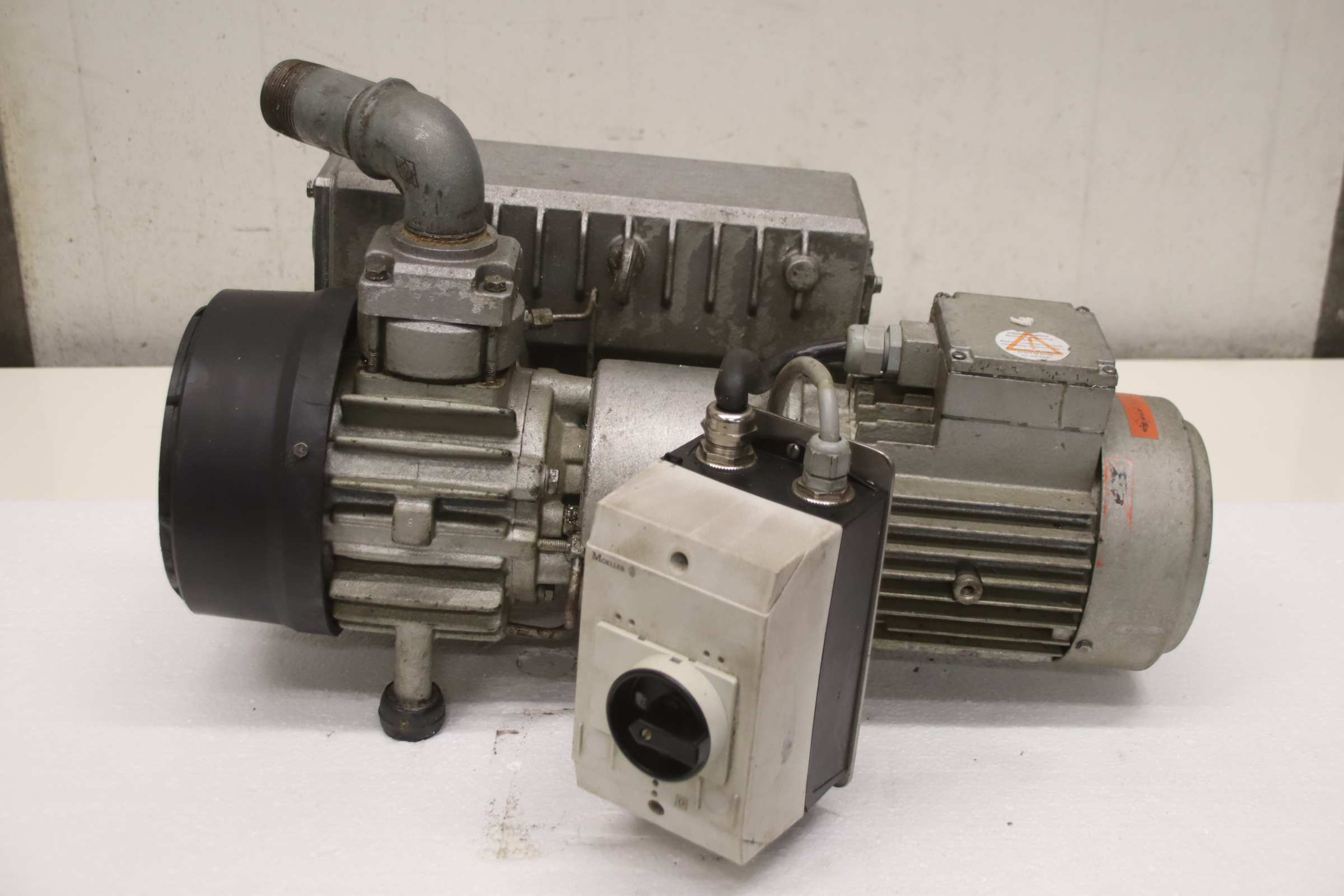 Vakuumpumpe 0,75 kW von Busch - RC 0025 E 501 – Bild 9
