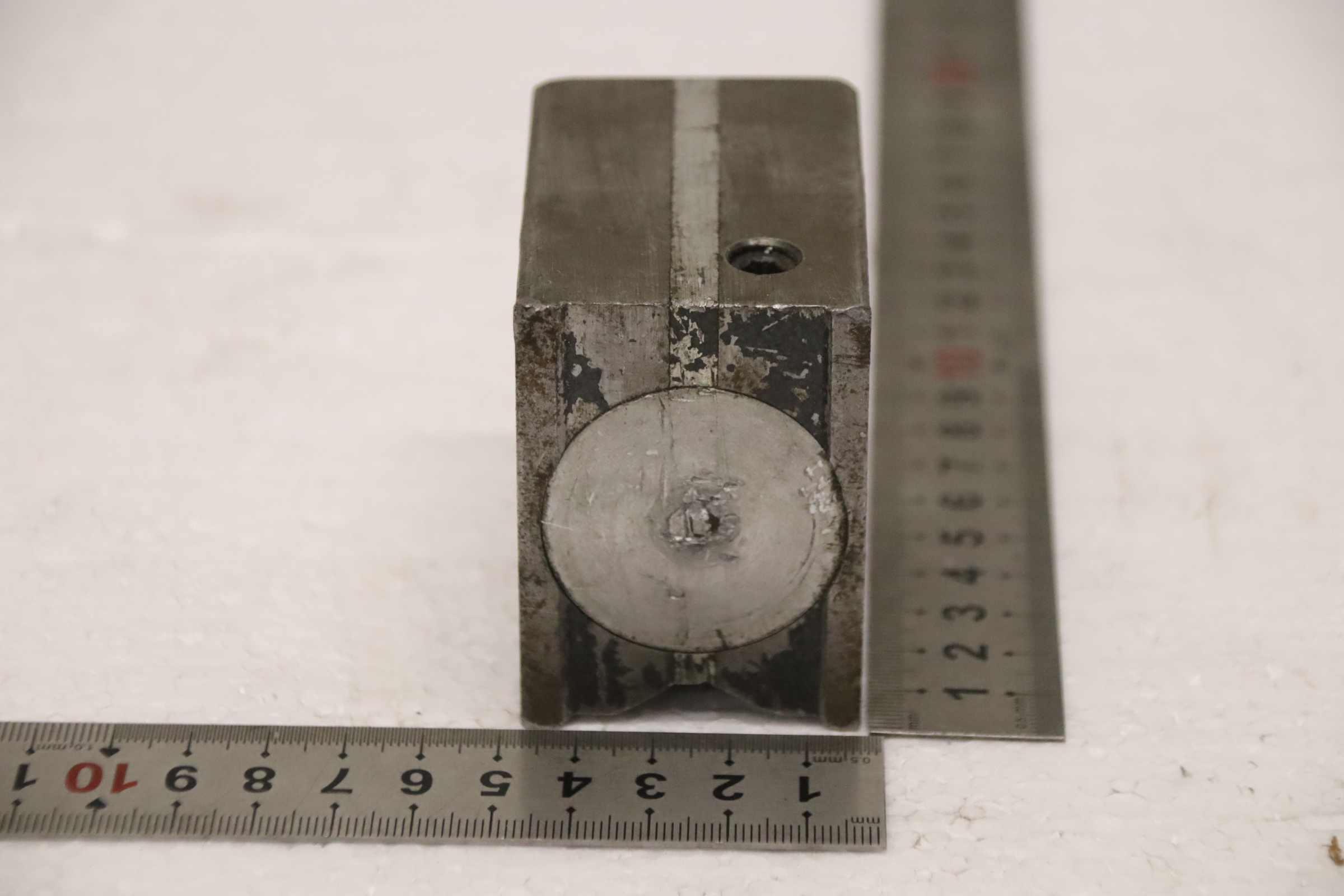 Magnetprisma von unbekannt - 82/45/H63 mm – Bild 6