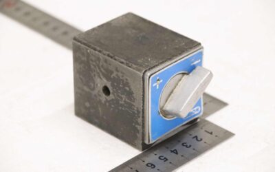 Alternative view of Magnetprisma von Orion - 74/50/H55 mm